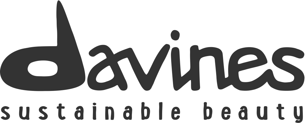 Davines logo, white, .png